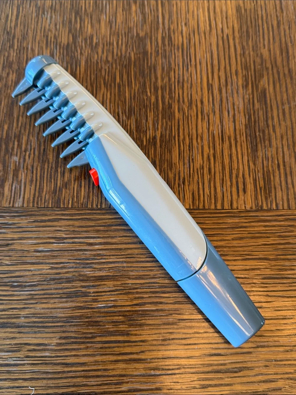 Electric Pet Grooming Comb Gray & White